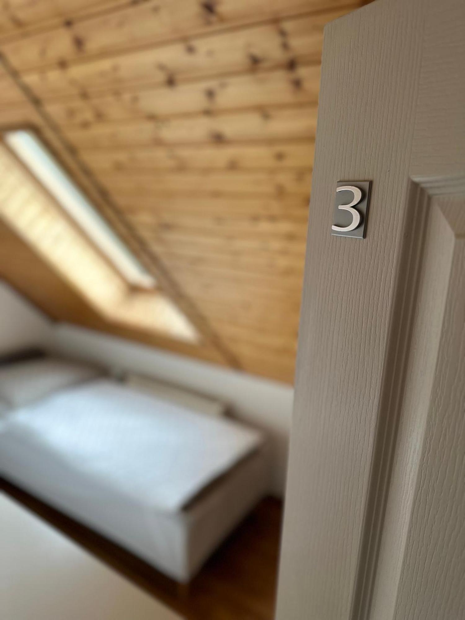 Apartman Jako U Babicky Tisá Exteriör bild